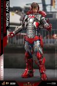 Iron Man 2 figurine Movie Masterpiece 1/6 Tony Stark (Mark V Suit Up Version) Deluxe 31 cm | HOT TOYS