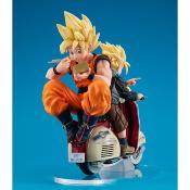 Dragonball Z 05 Desktop Real McCoy diorama PVC Super Saiyan Son Goku & Super Saiyan Son Gohan & Motorbike 16 cm | MEGAHOUSE