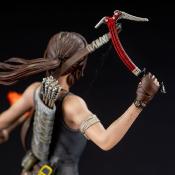 Tomb Raider statuette PVC Lara Croft Survivor Era 33 cm | DARK HORSE