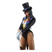 DC Direct DC Cover Girls statuette Resin Zatanna by J. Scott Campbell 23 cm | DC DIRECT