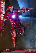 Iron Man 3 figurine Movie Masterpiece 1/6 Silver Centurion (Armor Suit Up Version) | Hot Toys