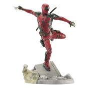 Deadpool & Wolverine Gallery statuette Deadpool 25 cm | DIAMOND SELECT