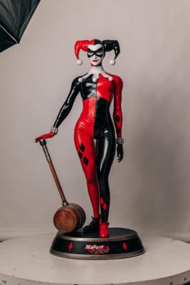 DC Comics Life-Size statue 1/1 Harley Quinn 196 cm | MUCKLE MANNEQUINS