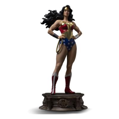 DC Comics statuette Legacy Replica 1/4 Wonder Woman 56 cm | IRON STUDIOS