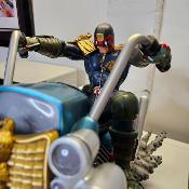 JUDGE DREDD on LAWMASTER DAMAGE VERSION|Sideshow x Pop Culture Shock