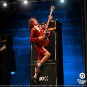 AC/DC statuette Rock Iconz Angus Young III 25 cm | KNUCKLEBONZ