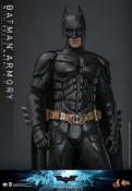 The Dark Knight figurines et diorama Movie Masterpiece 1/6 Batman Armory with Bruce Wayne (2.0) 30 cm | HOT TOYS