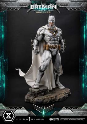 DC Comics statuette Ultimate Museum Masterline Batman Advanced Suit White Version Design by Josh Nizzi 51 cm | PRIME 1 STUDIO