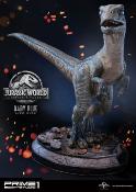 Jurassic World: Fallen Kingdom statuette 1/1 Baby Blue 69 cm