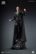 Superman Black Suit Version Regular Edition 80 cm DC Comics statuette 1/3 | Queen Studios